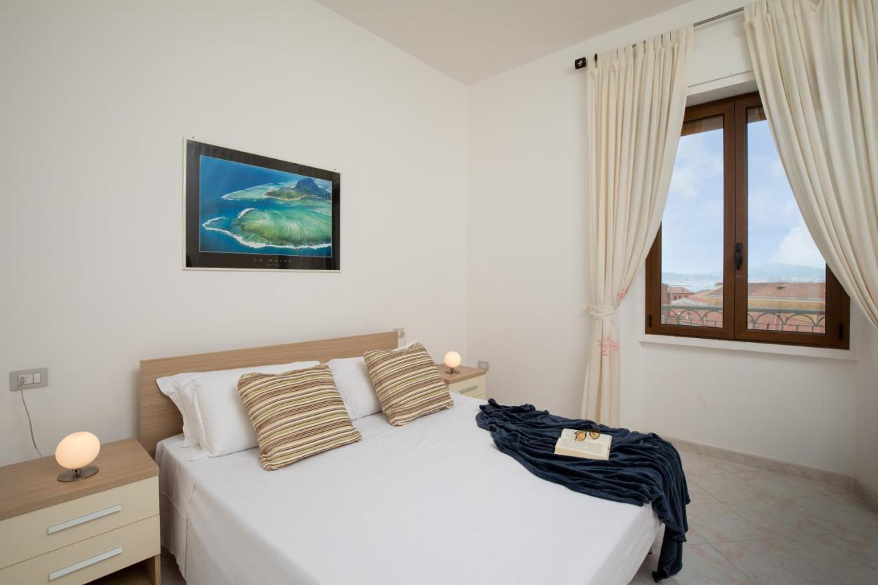 Old Charm - Seaview Apartment La Maddalena  Extérieur photo